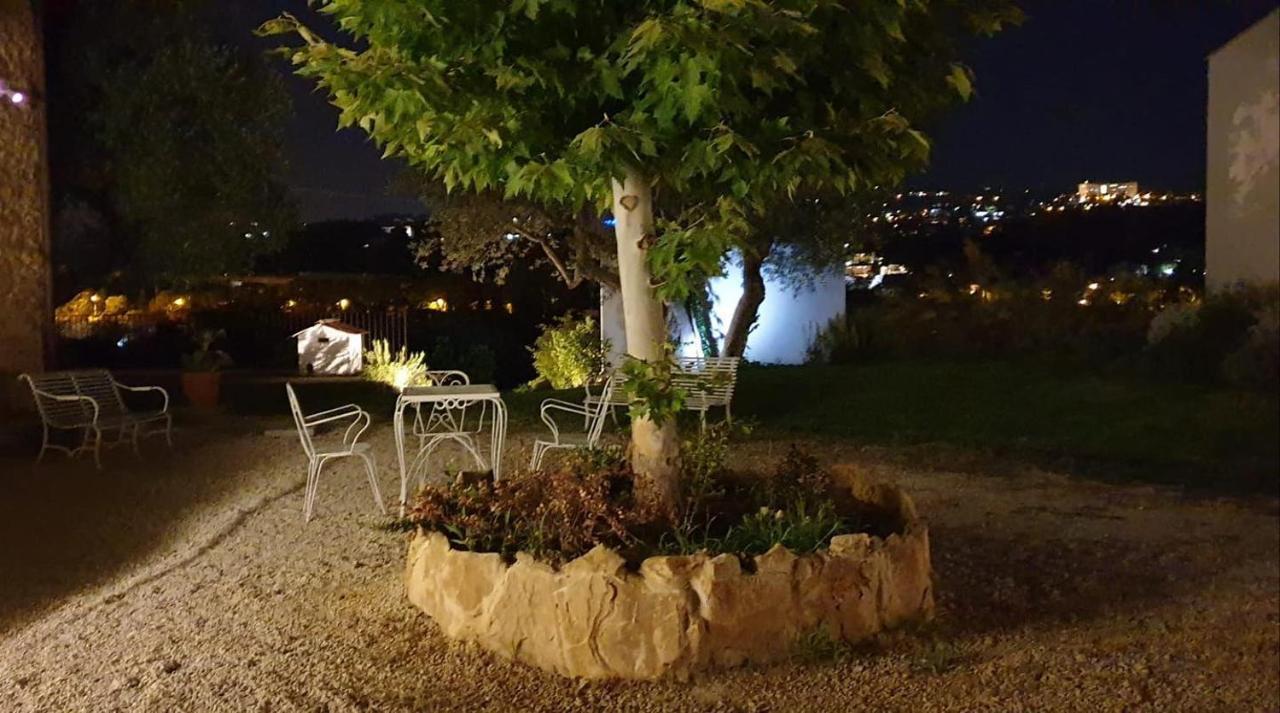Uliwood Hotel Caltanissetta Luaran gambar