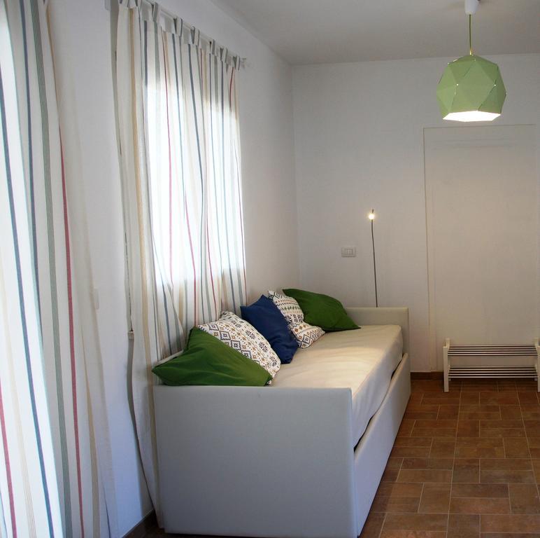 Uliwood Hotel Caltanissetta Luaran gambar